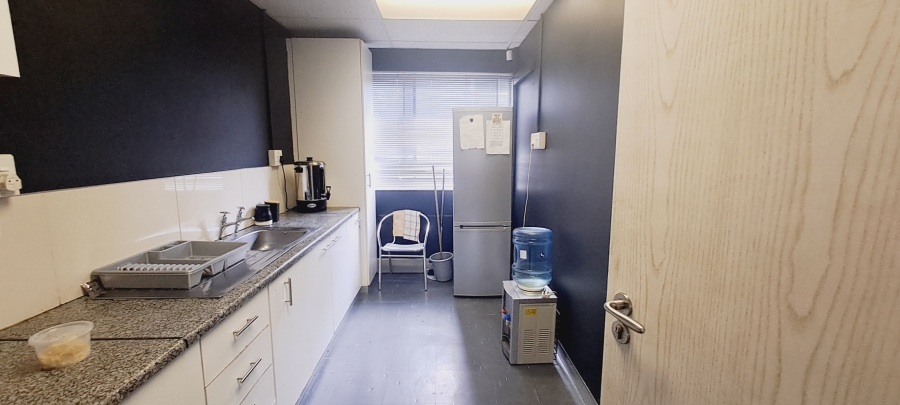 To Let commercial Property for Rent in Bo Oakdale Western Cape
